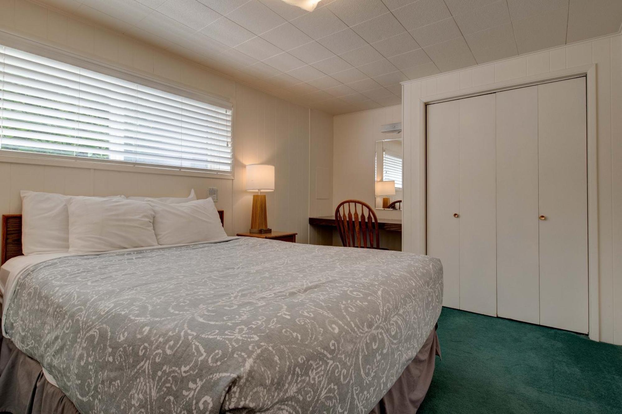 Ester Lee Oceanview Inn Lincoln City Bagian luar foto