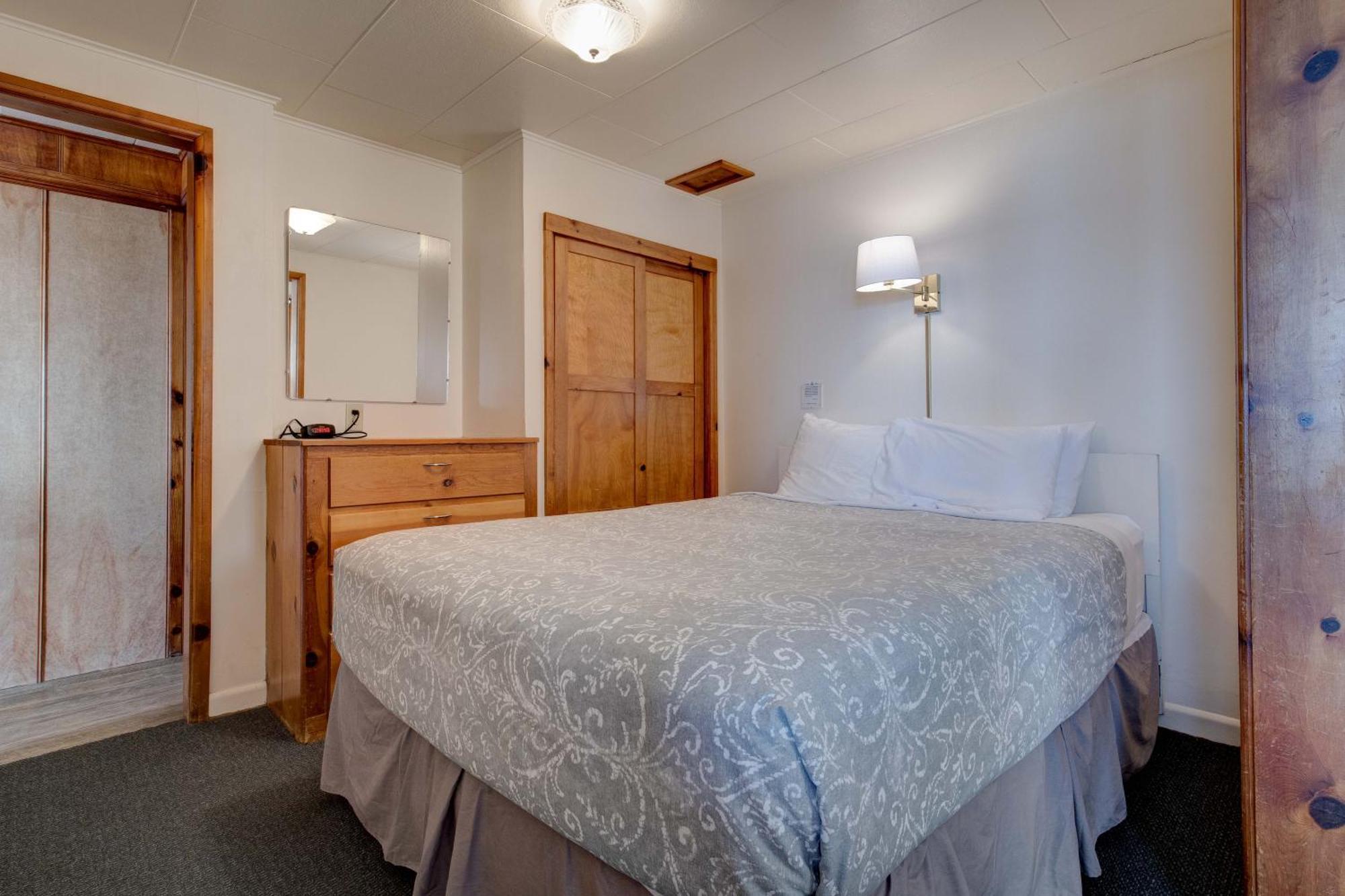Ester Lee Oceanview Inn Lincoln City Bagian luar foto