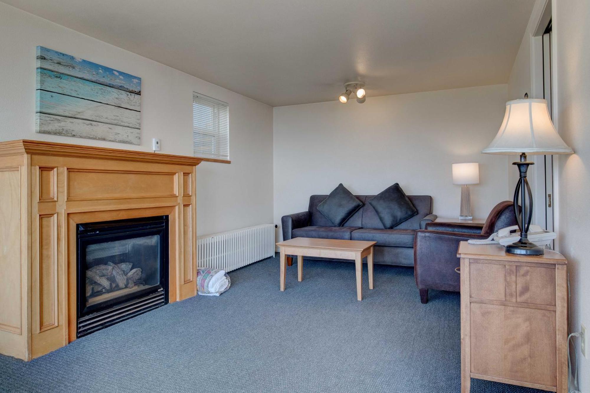 Ester Lee Oceanview Inn Lincoln City Bagian luar foto