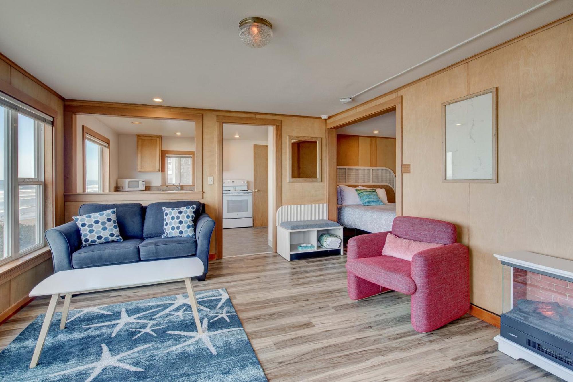 Ester Lee Oceanview Inn Lincoln City Bagian luar foto